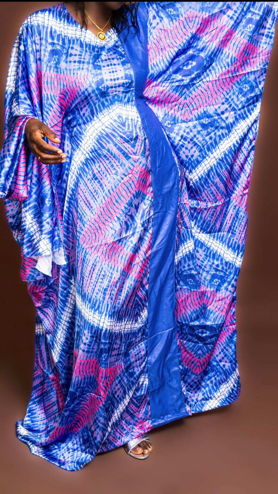 ROBE LONGUE AVEC FOULARD