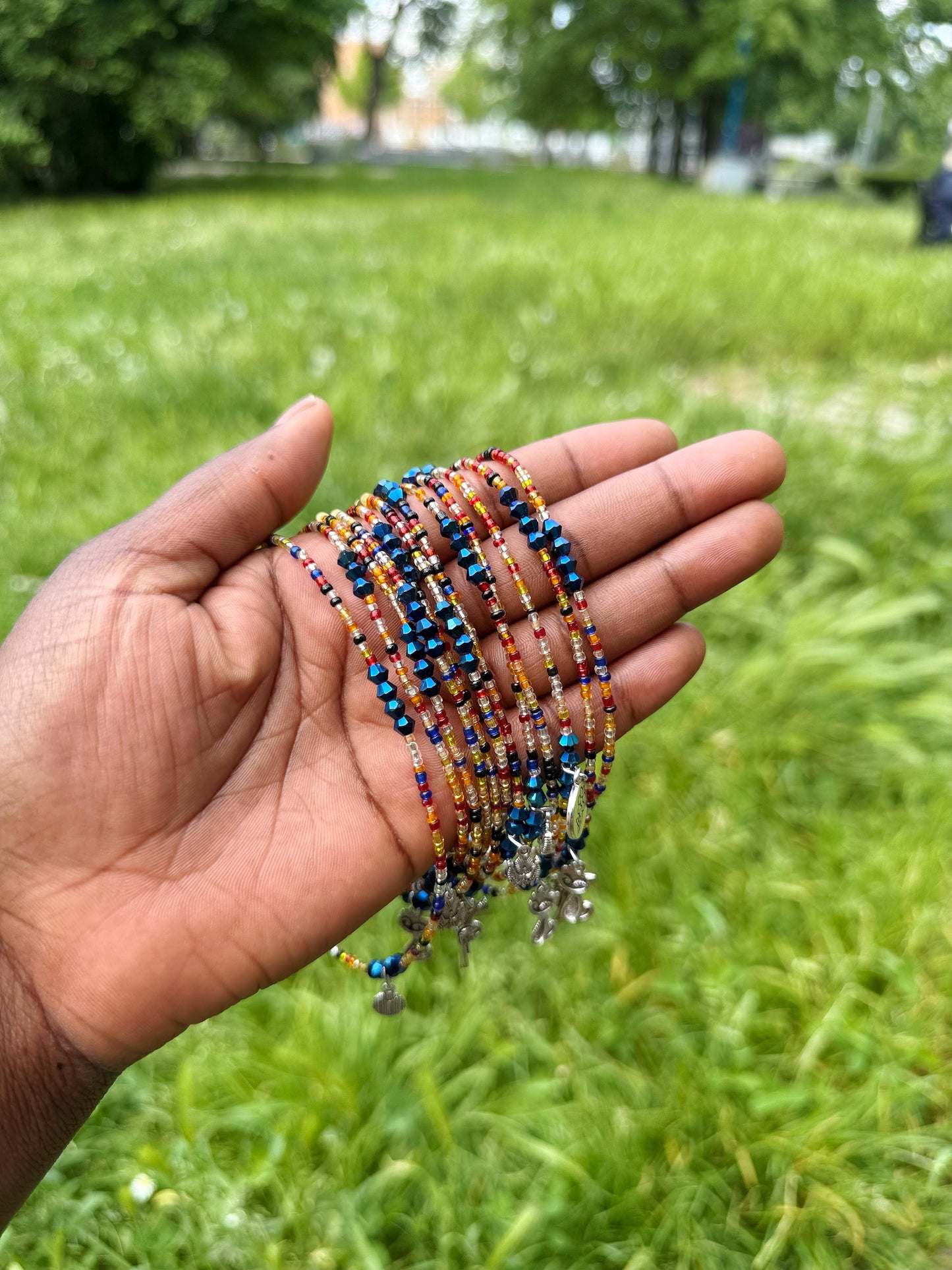 CHAÎNES DE CHEVILLE EN PERLES