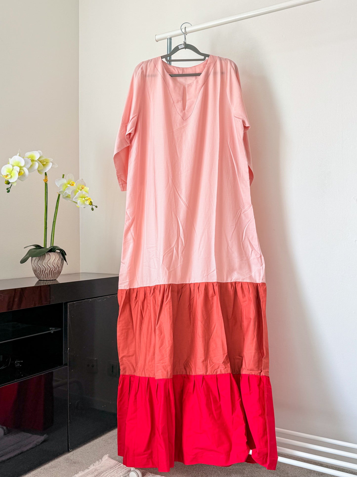 ROBE LONGUE AVEC FOULARD