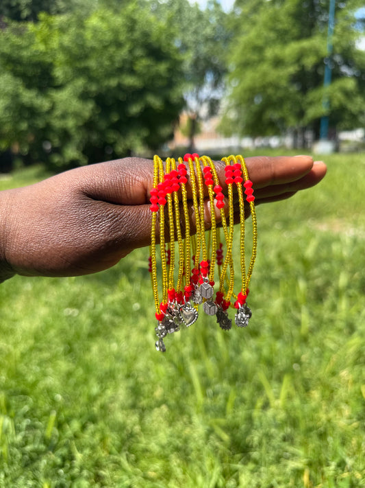 CHAÎNES DE CHEVILLE JAUNE