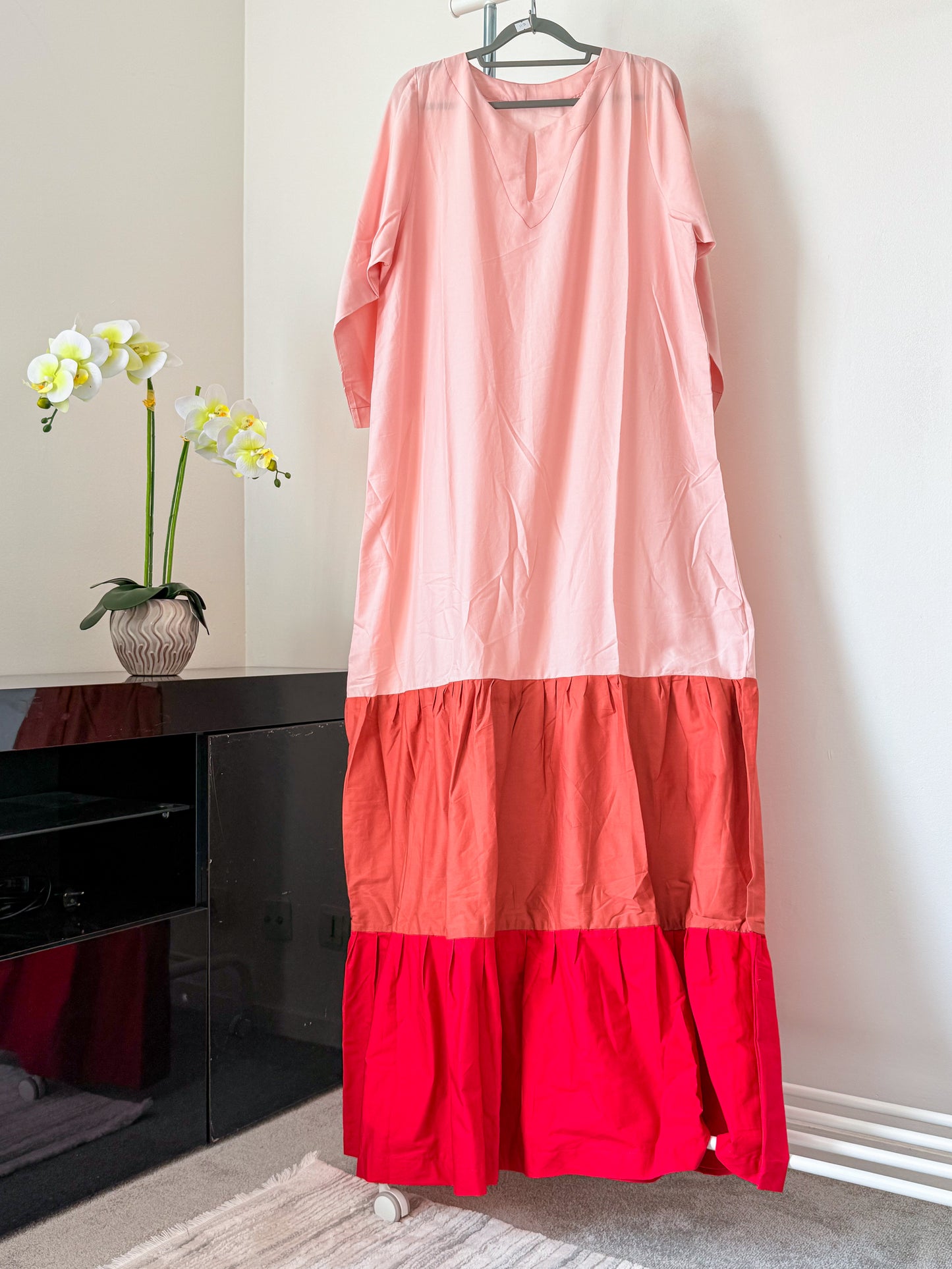 ROBE LONGUE AVEC FOULARD