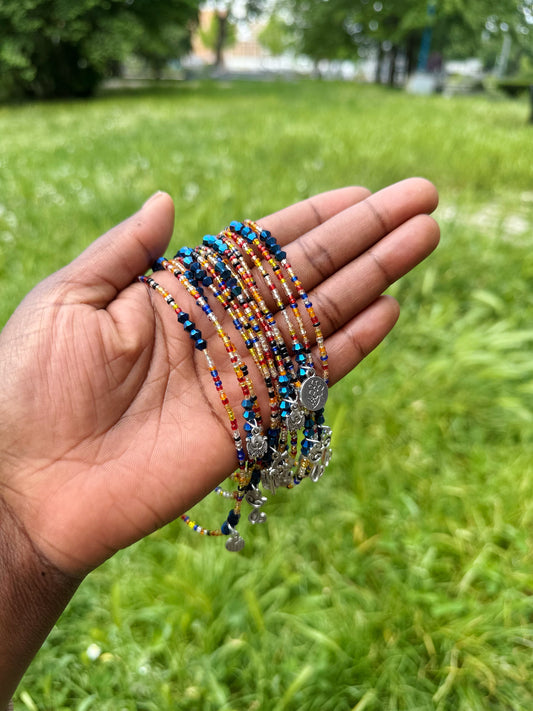 CHAÎNES DE CHEVILLE EN PERLES