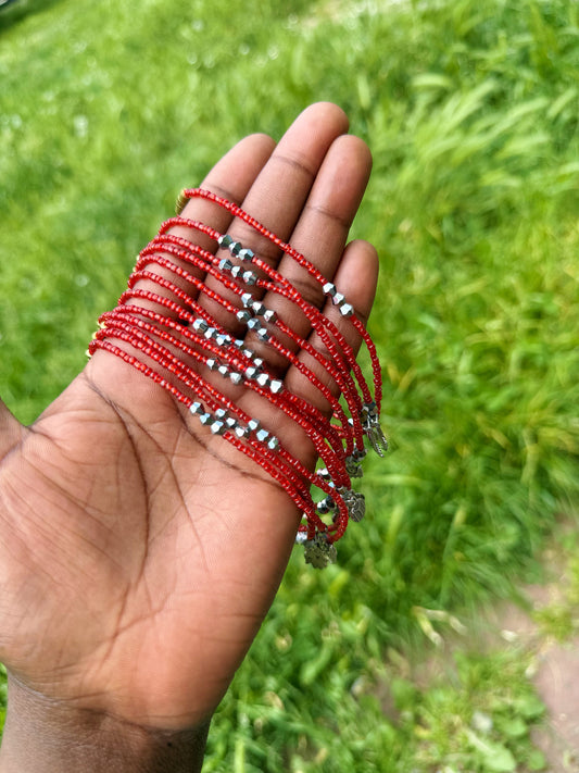 CHAÎNES DE CHEVILLE EN PERLES